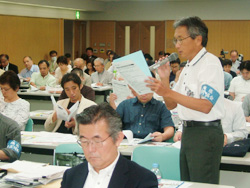 東日本大震災被災地支援　〝医療機関再建に充分な国庫補助を〟　ドクターズ・デモンストレーション・シンポに参加