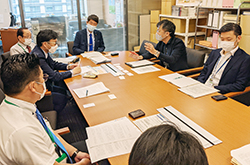新型コロナ在宅患者への診療報酬拡充 <br/>往診や訪問診療、電話診療に加算 協会の要求実現