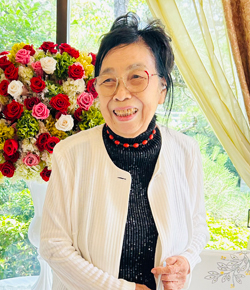 特別寄稿　平和であったことの有難さ<br/> ～平和であってこそ俳誌が生まれ俳句が続けられる～　宝塚市　岡本 純子