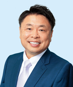 神戸市長選挙(10/26) 岡崎史典氏と政策協定<br/> 市民生活応援の市政へ転換を! 市民にあたたかい神戸をつくる会 岡崎 史典氏