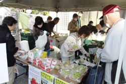 西宮・芦屋支部 第18回被災地物産展<br/> 被災地とつながり患者・市民と交流する機会に