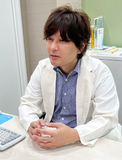 診療報酬　改定2026　インタビュー②〈医科・診療所、精神医療〉<br/>保険診療の志を挫く改定<br/>西宮市・門戸厄神くりの木メンタルクリニック　栗山 紘和先生