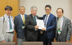 [6・4国会要請行動]「OTC類似薬」一部保険外し法案成立に抗議<br/> 実施・拡大許さないため、問題点知らせよう